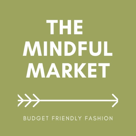 Meet your Posher, Jennifer - Picture 1 of 2